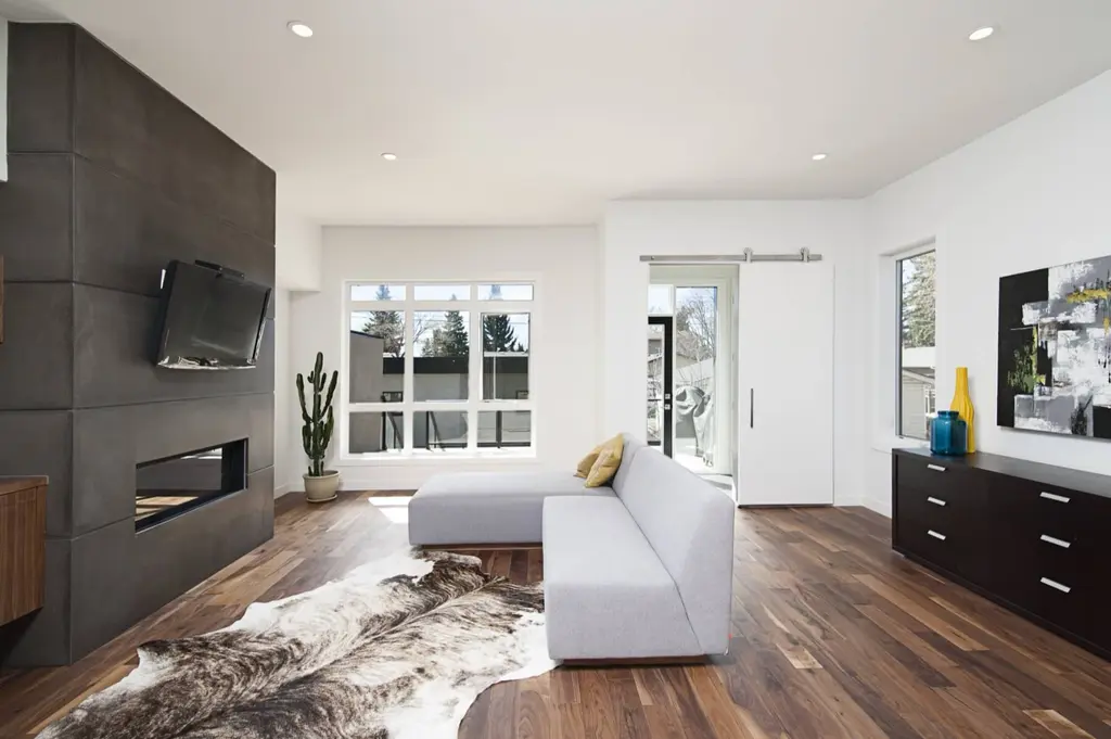 Living con controsoffitto in cartongesso